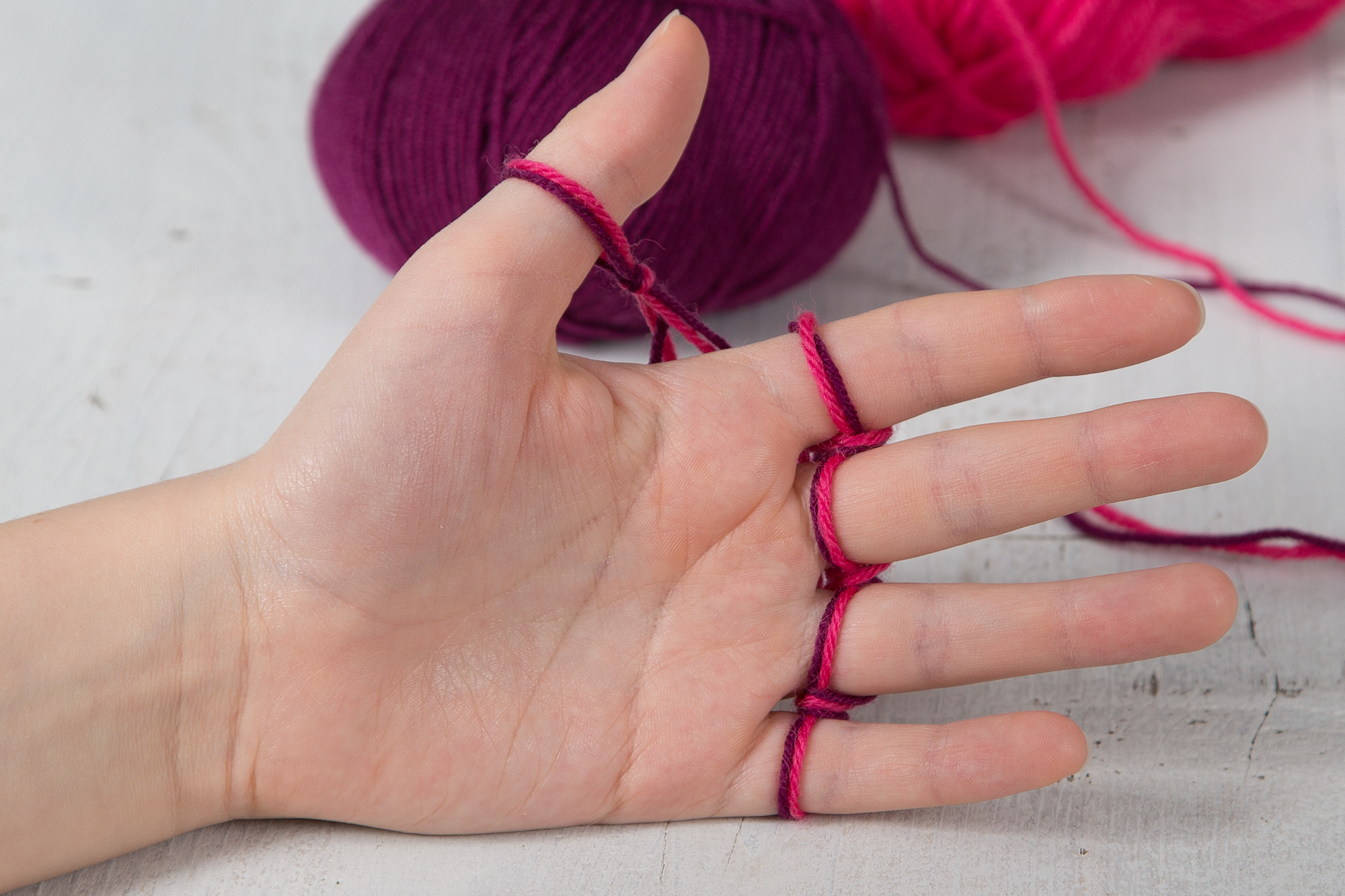 Kostenlose Anleitung: Finger stricken – kinitti.de